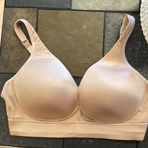 Jockey XXL no wire bra - 2 available.